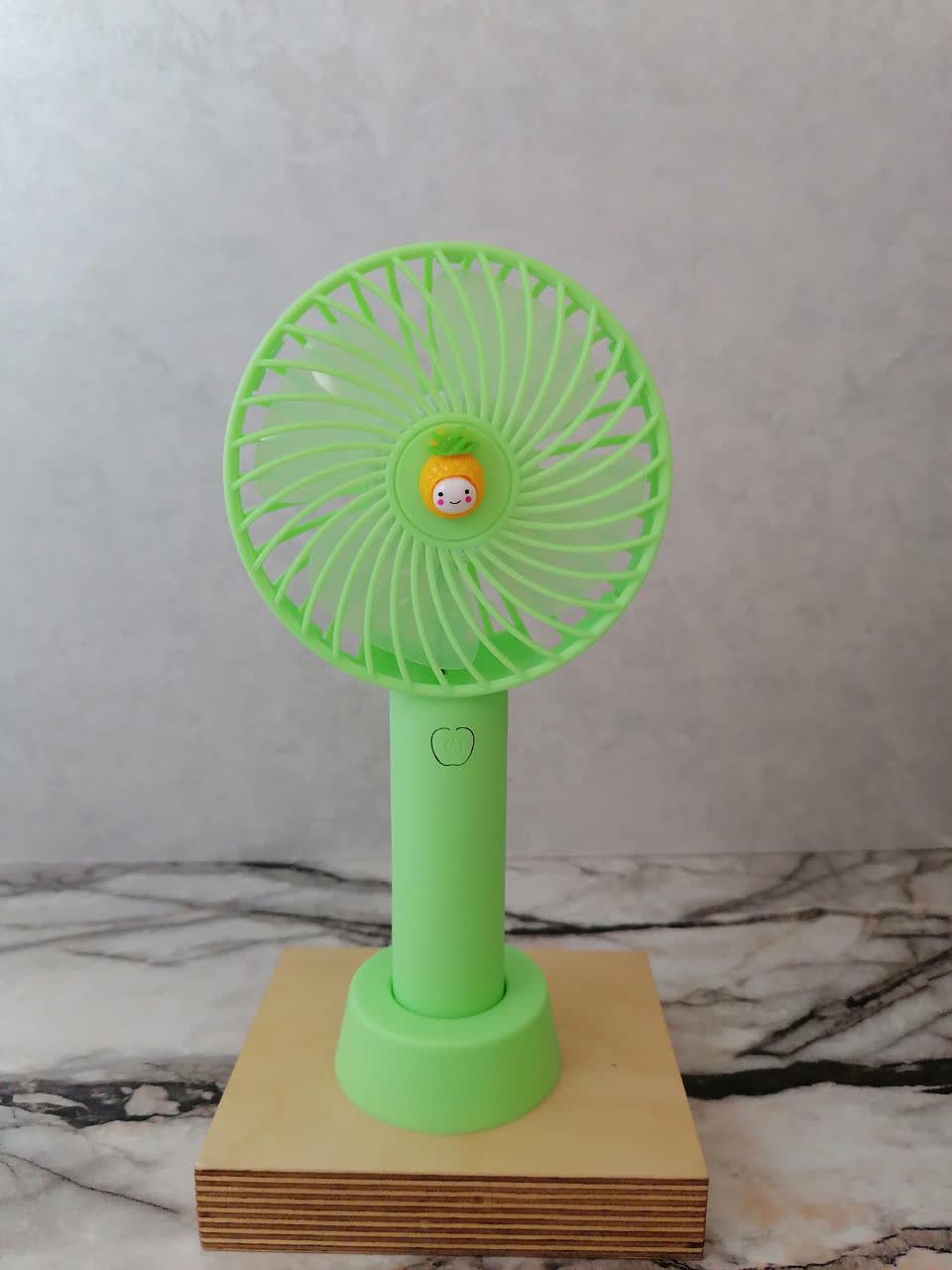 فن شارژی پایه دار
