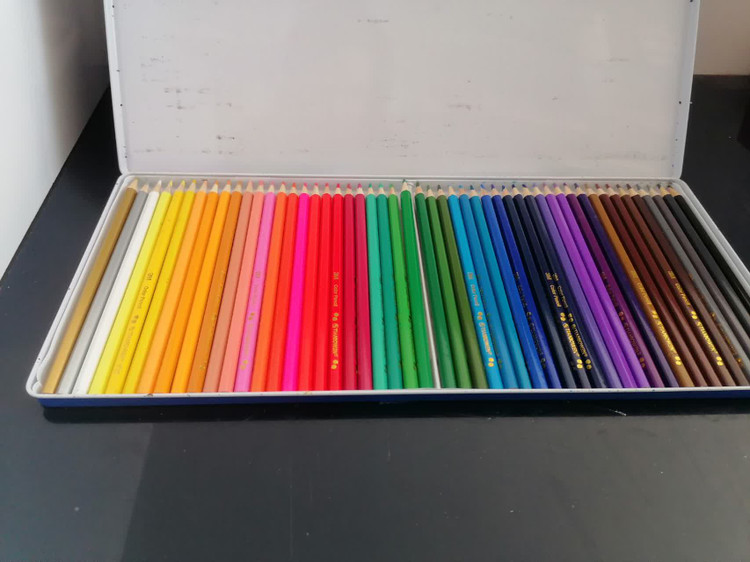 مداد رنگی۵۰تایی