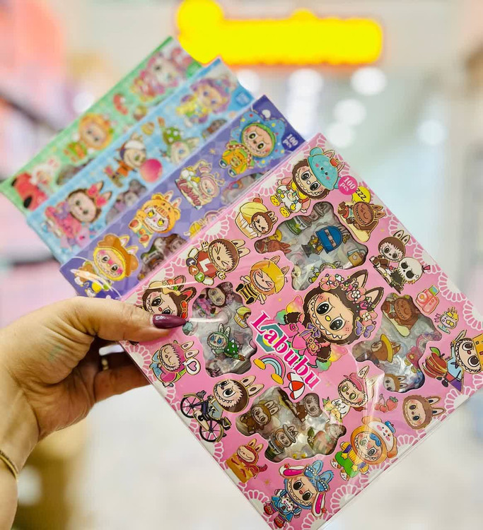 استیکر لبوبو